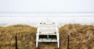 Dari, Bandung, Thailand: